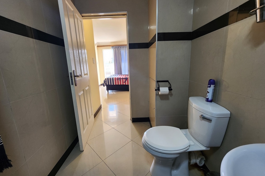 3 Bedroom Property for Sale in Jeffreys Bay Central Eastern Cape
